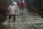 மதுரை மீனாட்சி அம்மன் கோயிலுக்குள் மழை நீர் புகுந்தது
