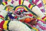 தேவத்தம்மனுக்கு ஊஞ்சல் சேவை: கோவில் மரம் எரிந்ததால் பரபரப்பு