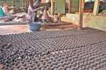திண்டுக்கல்லில் தயாராகும் கார்த்திகை விளக்குகள்