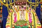 நவநீதகிருஷ்ண பெருமாள் கோவிலில் சொர்க்க வாசல் திறப்பு