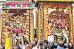 பரமக்குடியில் படியருளிய லீலை புஷ்ப சப்பரத்தில் சுவாமி பவனி