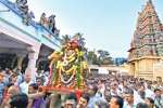 அருப்புக்கோட்டை மீனாட்சி சொக்கநாதர் கோயிலில் பிரதோஷ வழிபாடு