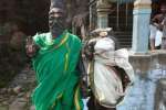 பாபநாசத்தில் அகத்தியரின் துணைவியார் சிலை உடைப்பு