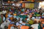 பழநி கோயிலில் விடிய விடிய காத்திருந்த பக்தர்கள்