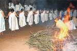 கோத்தர் இன மக்களின் நள்ளிரவு பண்டிகை ’ஆட்டபபூப்’ கோலாகலம்