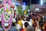 பவானி மாசி திருவிழா: மாரியம்மன் கோவில்களில் கம்பம் நடும் விழா