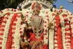 மாசித் திருவிழா: திண்டுக்கல் கோட்டை மாரியம்மன் வீதி உலா