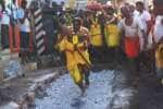 ஓங்காளியம்மன் கோவில் விழா: தீ மிதித்து நேர்த்திக் கடன்