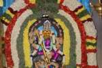 காளியம்மன் கோவிலில் அர்ச்சகர்கள் சிறப்பு வழிபாடு