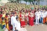 அம்மச்சார் அம்மன் கோவிலில் 1008 பால்குடம் ஊர்வலம்