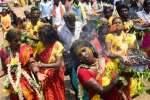 களைகட்டியது வீரபாண்டி கோயில் சித்திரை திருவிழா