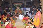 உலக நன்மை வேண்டி வேதநாயகி அம்மனுக்கு 1,008 பால்குட அபிஷேகம்