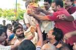 விநாயகருக்கு படையலிடப்பட்ட லட்டு ரூ.2.60 லட்சத்துக்கு ஏலம்