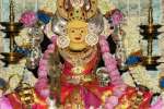 பொள்ளாச்சி கோவில்களில் நவராத்திரி விழா: அம்மனுக்கு சிறப்பு வழிபாடு