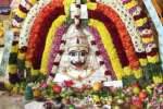 முனியப்பன் கோவில்களில் பழம் படைத்தல் விழா