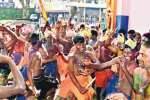 எருமேலி பேட்டை துள்ளல்: மெய்சிலிர்க்கும் ஐயப்ப பக்தர்கள்