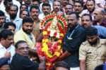 தங்க அங்கி இன்று வருகை: நாளை மண்டல பூஜை
