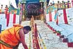 மூணாறு ஐயப்பன் கோயிலில் படிபூஜை