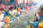 மயிலம் முருகர் கோவிலில் திருவிளக்கு பூஜை