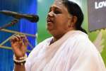 அன்பு நிறைந்த மனதோடு வாழுங்கள்  அமிர்தானந்தமயி அறிவுரை