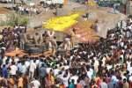 கிருஷ்ணகிரி வந்த கோதண்டராமர்: மக்கள் வழிபாடு