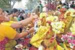 காஞ்சிபுரம் கச்சபேஸ்வரர் கோவிலில் நாக பூஜை
