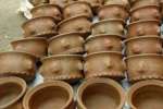 மானாமதுரையில் தீவிரம் தீச்சட்டி தயாரிக்கும் பணி