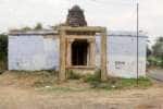 மடத்துக்குளம் அருகே, பாழடைந்த வரலாற்று சிறப்புமிக்க கோவில் புதுப்பிக்க அரசுக்கு வேண்டுகோள்