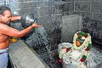 விருத்தாசலம் கோவில்களில் மழைவேண்டி வருண யாகம்
