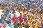 ராமேஸ்வரத்தில் பக்தர்கள் நேர்த்திக்கடன்