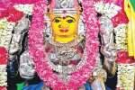 வாடிப்பட்டி அருகே மேட்டுநீரேத்தான் துர்க்கை அம்மன் கோயில் விழா