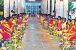 சிங்கம்புணரி அருகே எஸ்.வி.மங்கலம், காளாப்பூரில் திருவிளக்கு பூஜை