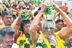 திருவாடானை தெற்குரதவீதி மாரியம்மன் கோயில் திருவிழா பூக்குழி விழா