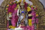 ஆடிக் கிருத்திகை: வடபழனி முருகன் கோவிலில் குவிந்த பக்தர்கள்