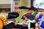 நீல நிற பட்டாடையில் அத்திவரதர்: 2 லட்சம் பேர் தரிசனம்