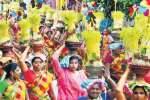 ராமநாதபுரம் மந்தைமாரியம்மன் கோயில் முளைப்பாரி விழா