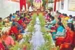 பெரியகுளத்தில் 108 துளசிபூஜை