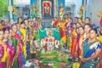 ராமநாதபுரம் கன்னிகா பரமேஸ்வரியம்மன் கோயிலில் வரலட்சுமி பூஜை