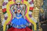 திருவதிகை வீரட்டானேஸ்வரர் கோவிலில் ஊஞ்சல் உற்சவம்