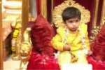 மடாதிபதியாக 2 வயது குழந்தை