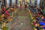 கன்னிகா பரமேஸ்வரி கோவிலில் குத்து விளக்கு பூஜை
