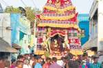 பழையனுார் சுந்தரமகாலிங்கம் கோயில் தேரோட்டம்