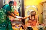 திருவாவடுதுறை ஆதீனம் ரூ.12 லட்சம் நிவாரண நிதி
