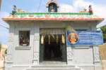 ராமேஸ்வரத்தில் கோயில் தீர்த்தக் குளத்தில் பிளாஸ்டிக் கழிவுகள்