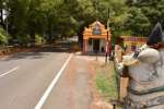 பவுர்ணமி கிரிவலம் செல்ல தடையால் சாலைகள் வெறிச்