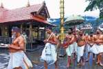 சபரிமலையில் பக்தர்களின்றி ஆடி மாத பூஜைகள் தொடக்கம்
