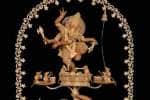 சந்தன மரத்தில் நர்த்தன விநாயகர்; சிற்ப கலைஞரின் கலைவண்ணம்