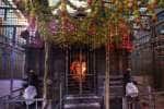 வெறிச்சோடிய திருச்சி மலைக்கோட்டை விநாயகர் கோவில்