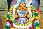 பரமக்குடி துர்க்கையம்மன் கோயிலில் சிறப்பு வழிபாடு