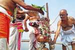 தனுஷ்கோடி கோயிலில் கலசம் பிரதிஷ்டை